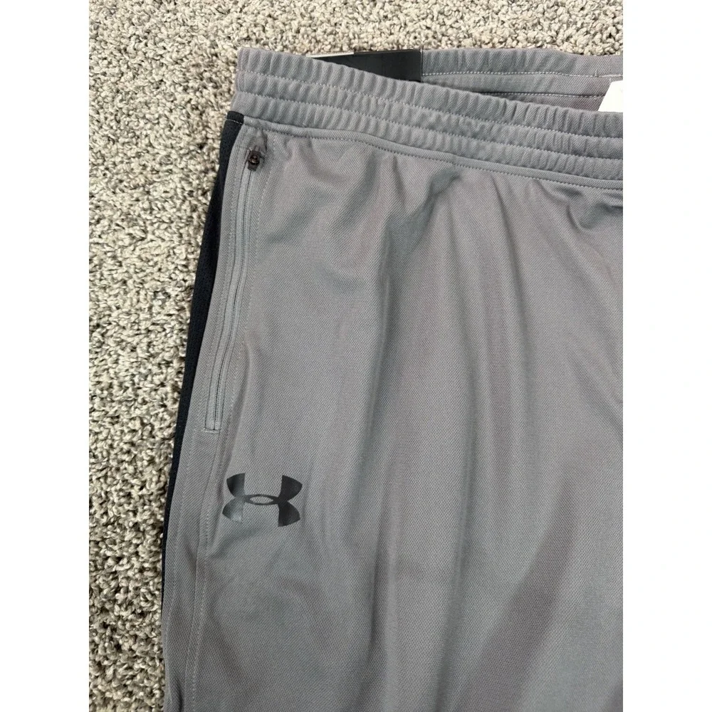 Under Armor Tapered Track Pants Men's Size 2XL Gray NWT
